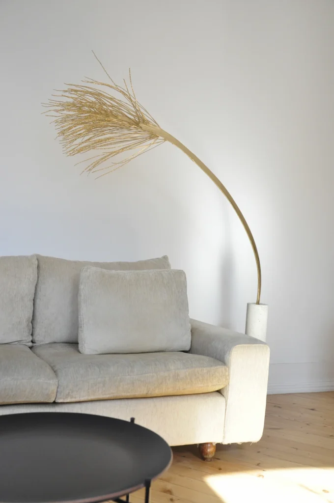 CONCRETE AND PAINTED PALM LEAF